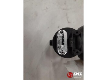 Calculator de bord pentru Camion MAN Occ ECAS hoogtesensor luchtvering MAN F2000 441050: Foto 3 Calculator de bord pentru Camion MAN Occ ECAS hoogtesensor luchtvering MAN F2000 441050: Foto 3