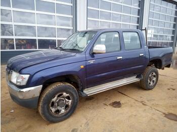 Pick-up 2002 Toyota Hilux: Foto 1