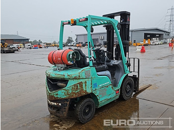Motostivuitor 2012 Mitsubishi FG25N: Foto 5
