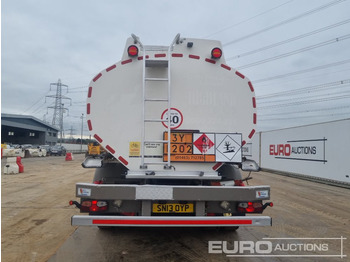 Camion cisternă 2013 Scania P230: Foto 4