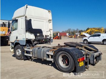 Cap tractor DAF CF: Foto 3