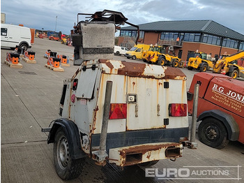 Turnul de iluminat SMC TL90: Foto 3 Turnul de iluminat SMC TL90: Foto 3