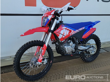 : fotografie din antet