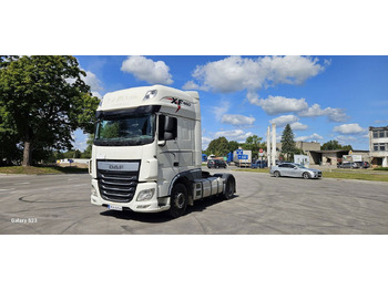 Cap tractor DAF XF 105 460