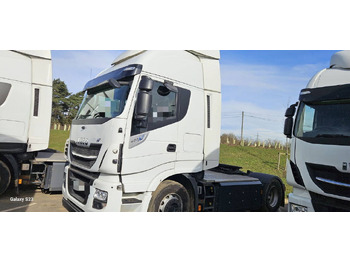 Cap tractor IVECO Stralis 400