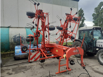 Maşină de întors fânul KUHN