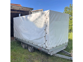 Remorcă cu prelată EDUARD