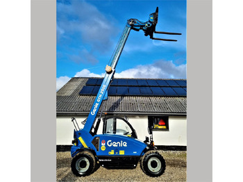 Stivuitor telescopic GENIE