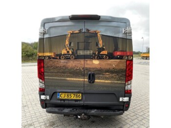 Leasing de Iveco 35-120 HI Matic Iveco 35-120 HI Matic: Foto 5 Leasing de Iveco 35-120 HI Matic Iveco 35-120 HI Matic: Foto 5