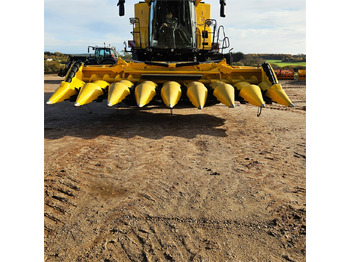 Combină agricola New Holland F8: Foto 3