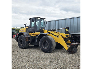 Încărcător frontal pe pneuri NEW HOLLAND W190