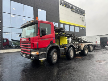 Camion container de gunoi SCANIA P114