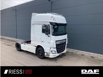 Cap tractor DAF XF 460