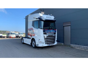 Cap tractor DAF XG+ 530