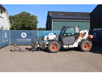 Stivuitor telescopic BOBCAT