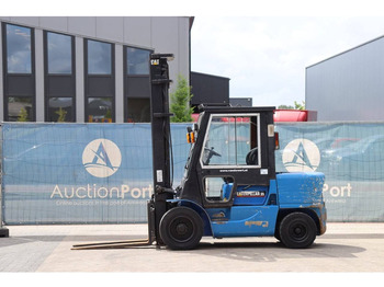 Stivuitor diesel CATERPILLAR DP