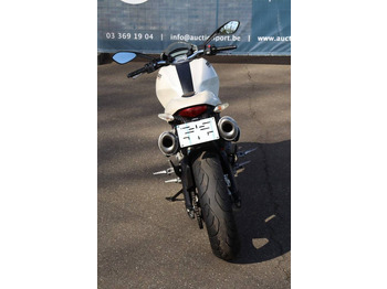 Motocicletă Ducati MONSTER 696: Foto 5 Motocicletă Ducati MONSTER 696: Foto 5