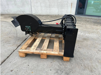 Maşină pentru prelucrarea solului