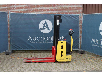 Transpalet la mare înălţime HYSTER