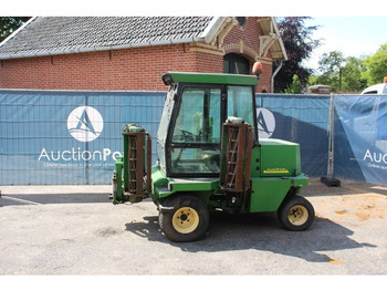 Maşină de tuns iarba JOHN DEERE