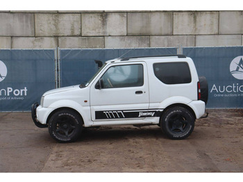 SUV Suzuki Jimny: Foto 2 SUV Suzuki Jimny: Foto 2