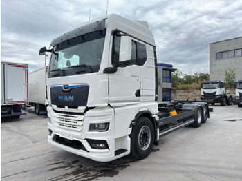 Camion şasiu MAN TGX