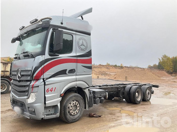 Camion şasiu MERCEDES-BENZ Actros