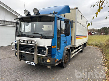 Camion transport animale VOLVO FL