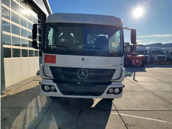 Leasing de Mercedes-Benz Atego 1418 4x2 Fuel Tank Truck Mercedes-Benz Atego 1418 4x2 Fuel Tank Truck: Foto 4