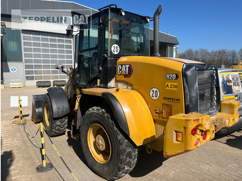 Încărcător frontal pe pneuri Cat 920-14A: Foto 2 Încărcător frontal pe pneuri Cat 920-14A: Foto 2