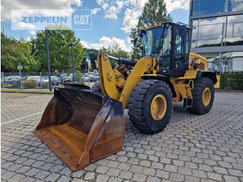 Încărcător frontal pe pneuri CATERPILLAR 938M