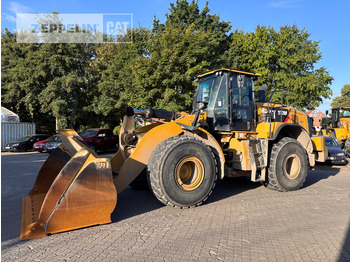 Încărcător frontal pe pneuri CATERPILLAR 972M