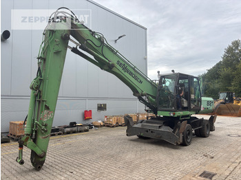 Excavator pentru manipulare de materiale SENNEBOGEN