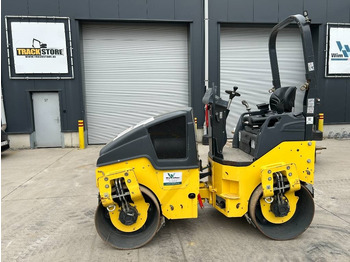 Cilindru compactor pentru asfalt BOMAG