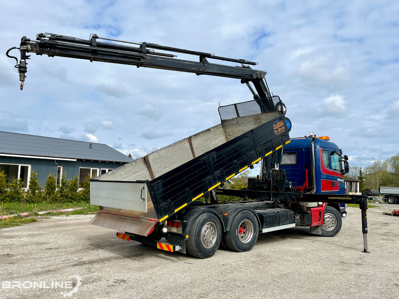 2002 SCANIA R114 6X2*4 Tipper+HIAB 166-e5 crane - Camion basculantă, Camion cu macara: Foto 5 2002 SCANIA R114 6X2*4 Tipper+HIAB 166-e5 crane - Camion basculantă, Camion cu macara: Foto 5