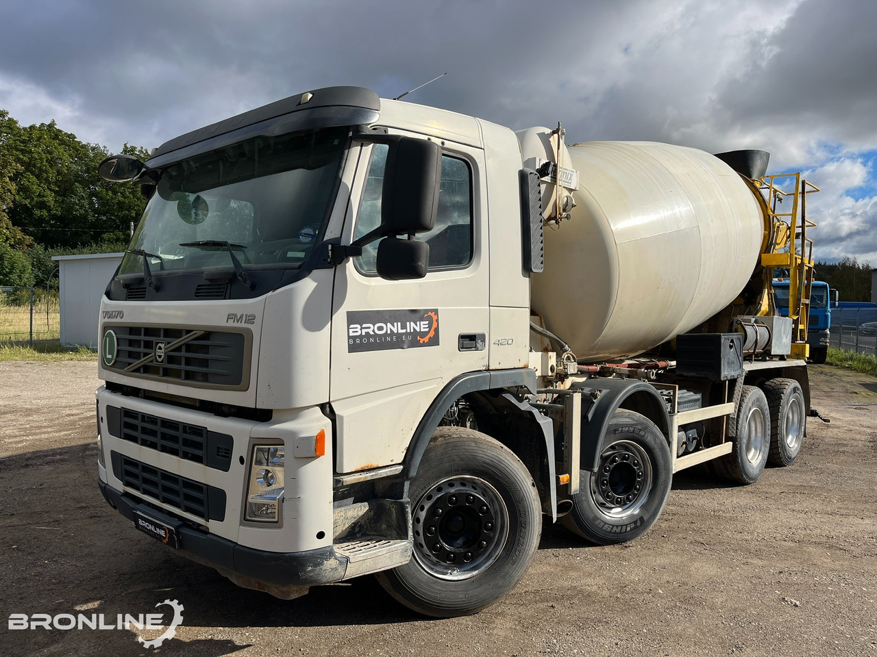 2004 Volvo FM12 420 8x4 Intermix 10m³ - Autobetonieră: Foto 1 2004 Volvo FM12 420 8x4 Intermix 10m³ - Autobetonieră: Foto 1