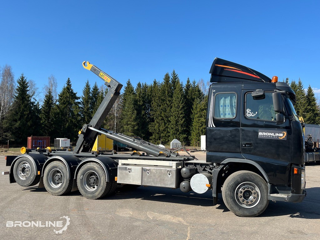 2005 Volvo FH12 8x4 + konkslift 26t - Camion cu cârlig: Foto 4 2005 Volvo FH12 8x4 + konkslift 26t - Camion cu cârlig: Foto 4