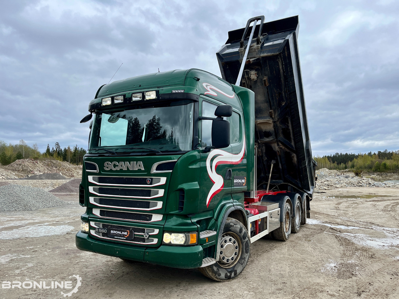 2013 V8 SCANIA R560 8X4 Tipper/Kallur/Retarder - Camion basculantă: Foto 2 2013 V8 SCANIA R560 8X4 Tipper/Kallur/Retarder - Camion basculantă: Foto 2