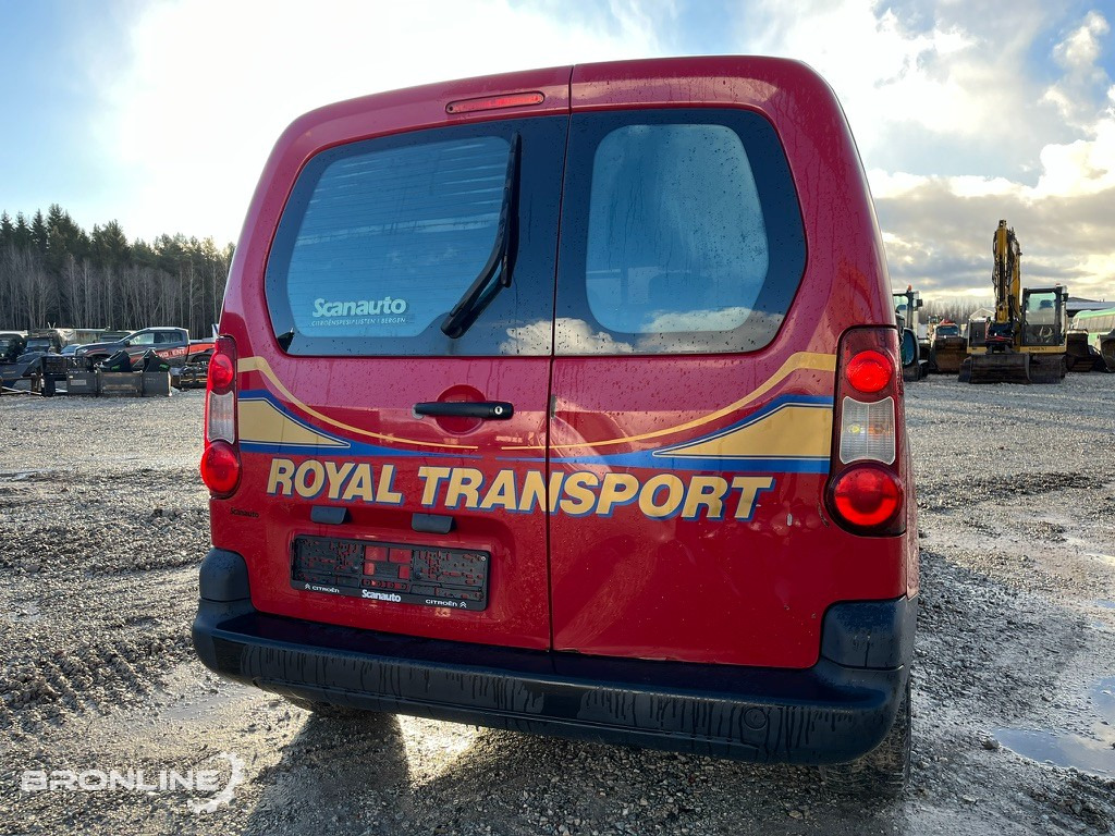 2015 Citroën Berlingo 1.6 84kw - Automobil: Foto 5 2015 Citroën Berlingo 1.6 84kw - Automobil: Foto 5