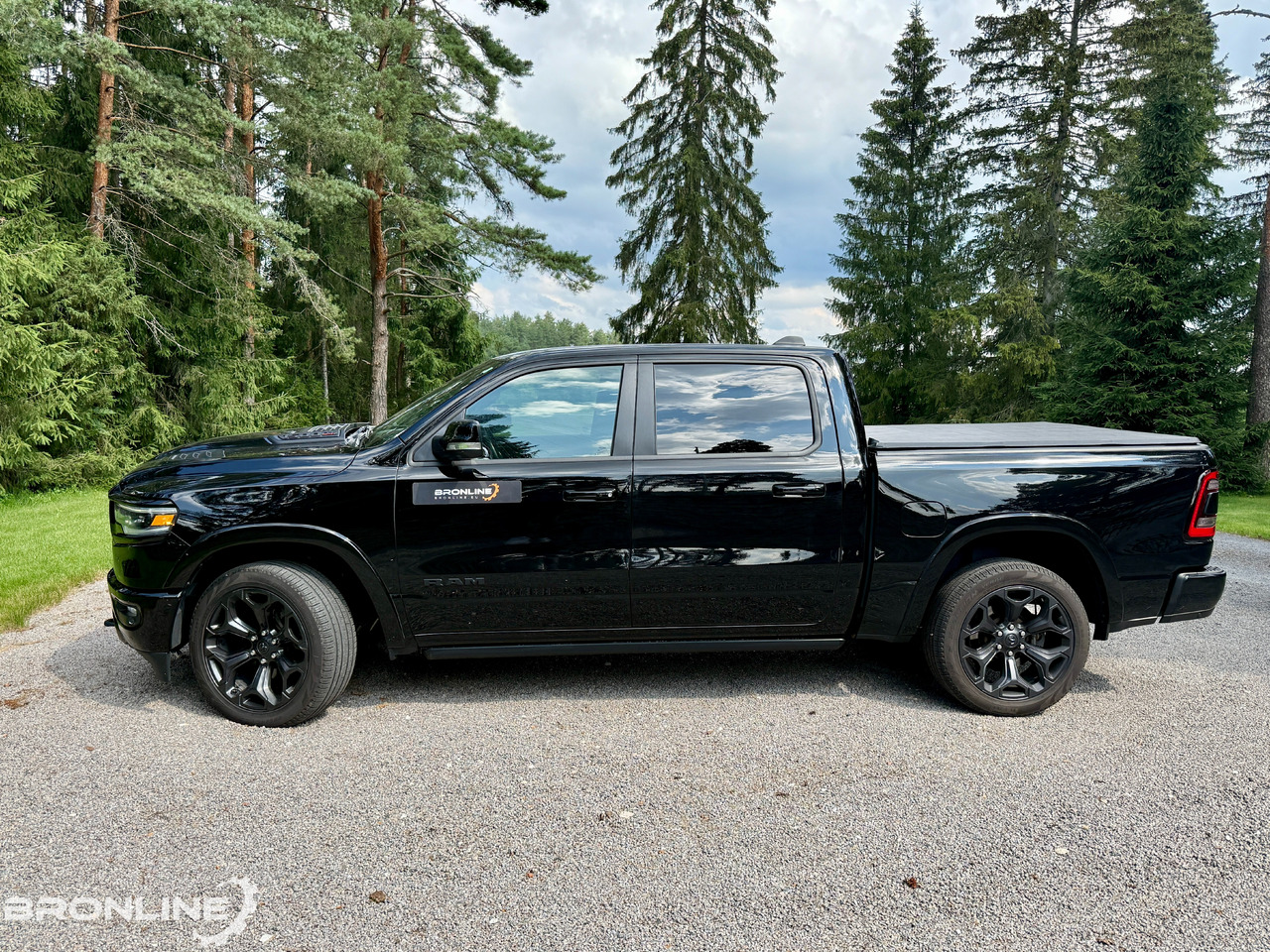 2021 RAM 1500 Limited 3.0d 194kW Crew Cab 4X4 N1 - Pick-up: Foto 3 2021 RAM 1500 Limited 3.0d 194kW Crew Cab 4X4 N1 - Pick-up: Foto 3