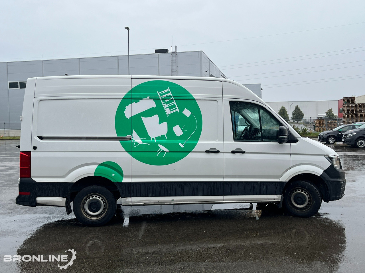 2023 Volkswagen Crafter 2.0 103kW - Dubă: Foto 3 2023 Volkswagen Crafter 2.0 103kW - Dubă: Foto 3