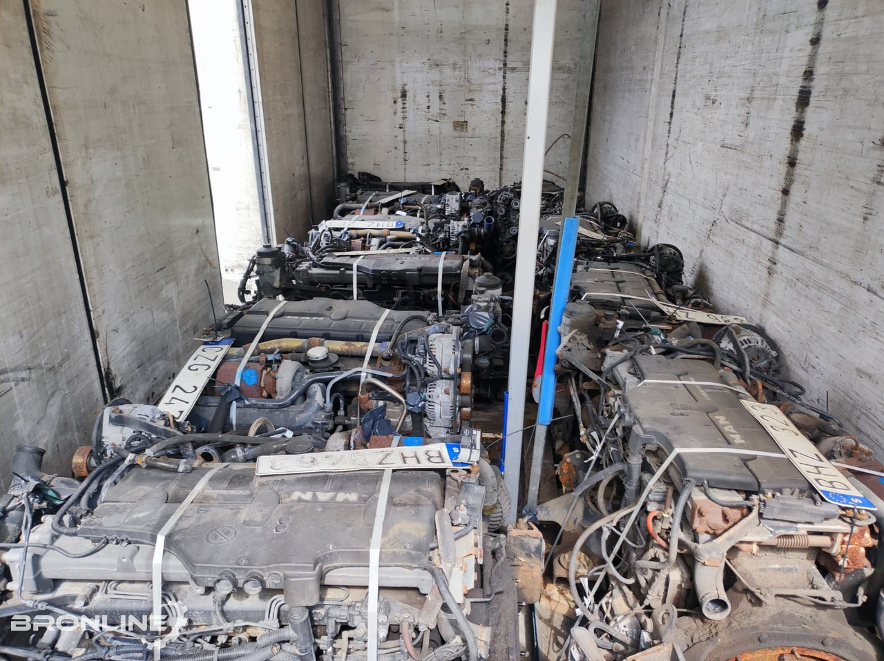 MAN D0836 LOH63 EURO5 EEV ENGINES 19pcs lot - Motor pentru Camion: Foto 2 MAN D0836 LOH63 EURO5 EEV ENGINES 19pcs lot - Motor pentru Camion: Foto 2