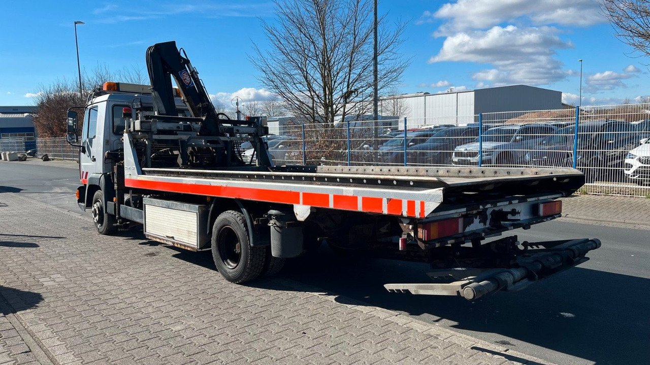 MAN 10.220 Abschlepper Kran Kipper Radgabel - Maşină de tractare: Foto 2 MAN 10.220 Abschlepper Kran Kipper Radgabel - Maşină de tractare: Foto 2