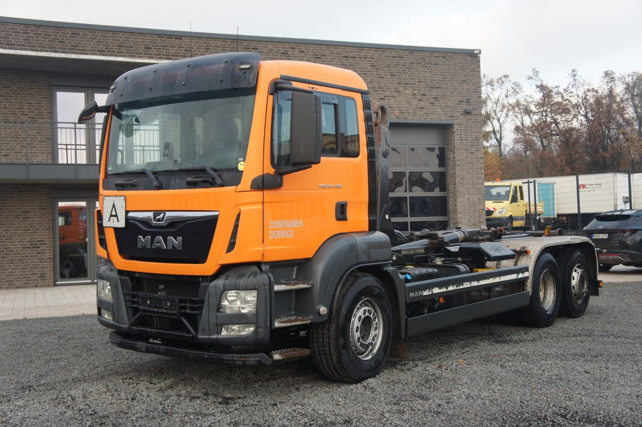 MAN TGS 26.420 Abrollkipper Meiller - Camion cu cârlig: Foto 2 MAN TGS 26.420 Abrollkipper Meiller - Camion cu cârlig: Foto 2