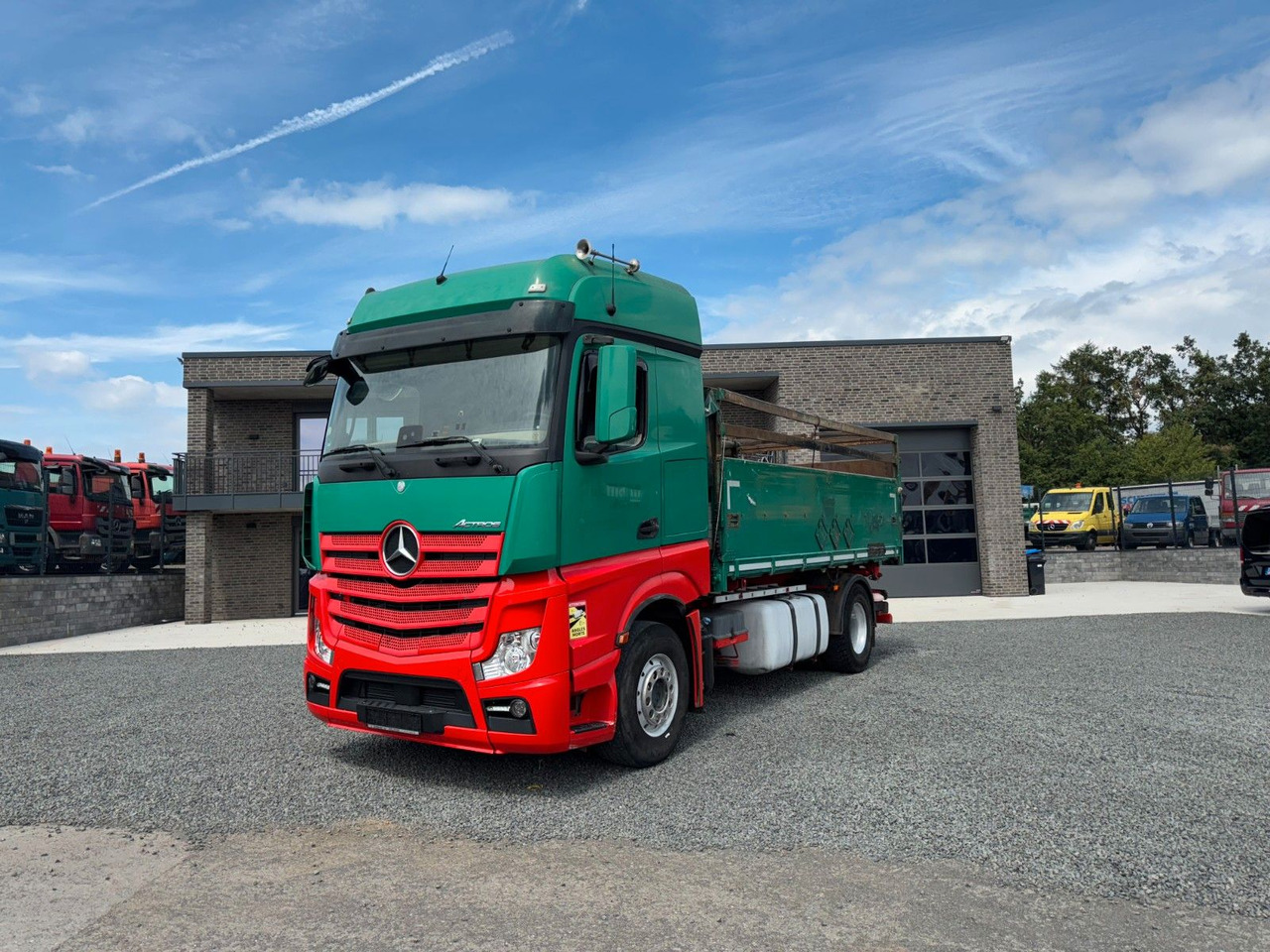 Mercedes-Benz Actros 1842 Kipper Dreiseitenkipper - Camion basculantă: Foto 1 Mercedes-Benz Actros 1842 Kipper Dreiseitenkipper - Camion basculantă: Foto 1