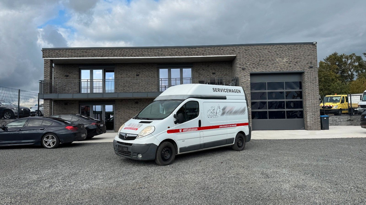 Opel Vivaro Kasten Klima Hoch - Autoutilitară compactă: Foto 1 Opel Vivaro Kasten Klima Hoch - Autoutilitară compactă: Foto 1