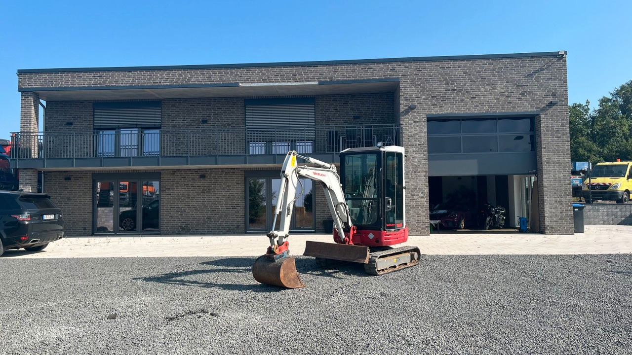 Takeuchi TB23R Minibagger 2670 Kg Takeuchi TB23R Minibagger 2670 Kg - Mini excavator: Foto 1 Takeuchi TB23R Minibagger 2670 Kg Takeuchi TB23R Minibagger 2670 Kg - Mini excavator: Foto 1