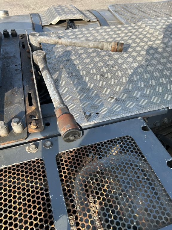 DAF XF 530 PxP 4x4 Hydraulik DAF XF 530 PxP 4x4 Hydraulik - Cap tractor: Foto 5 DAF XF 530 PxP 4x4 Hydraulik DAF XF 530 PxP 4x4 Hydraulik - Cap tractor: Foto 5