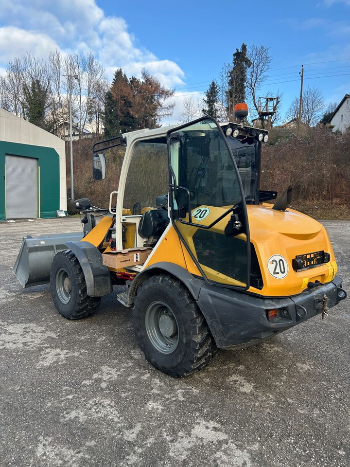 Liebherr L 506 - Încărcător frontal pe pneuri: Foto 4 Liebherr L 506 - Încărcător frontal pe pneuri: Foto 4