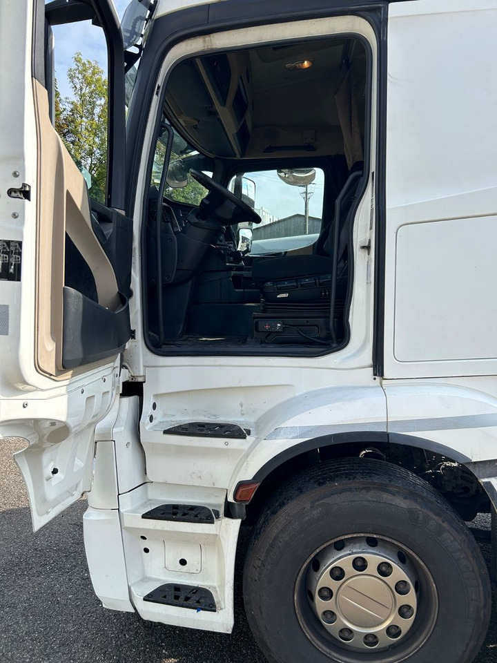 Mercedes-Benz Actros 2646 6x2 BL - Camion cu cârlig: Foto 3 Mercedes-Benz Actros 2646 6x2 BL - Camion cu cârlig: Foto 3